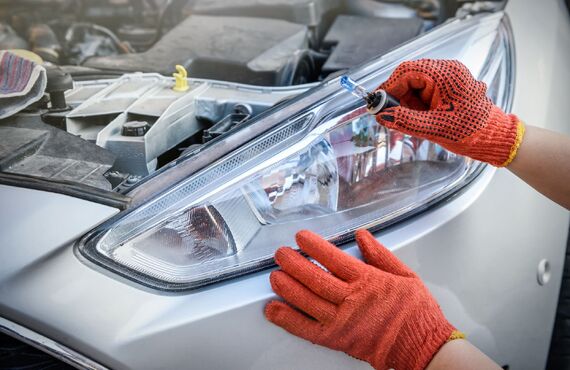 ヘッドライトの汚れを除去 | 静岡市の鈑金・車検なら高品質で低価格の井上オート